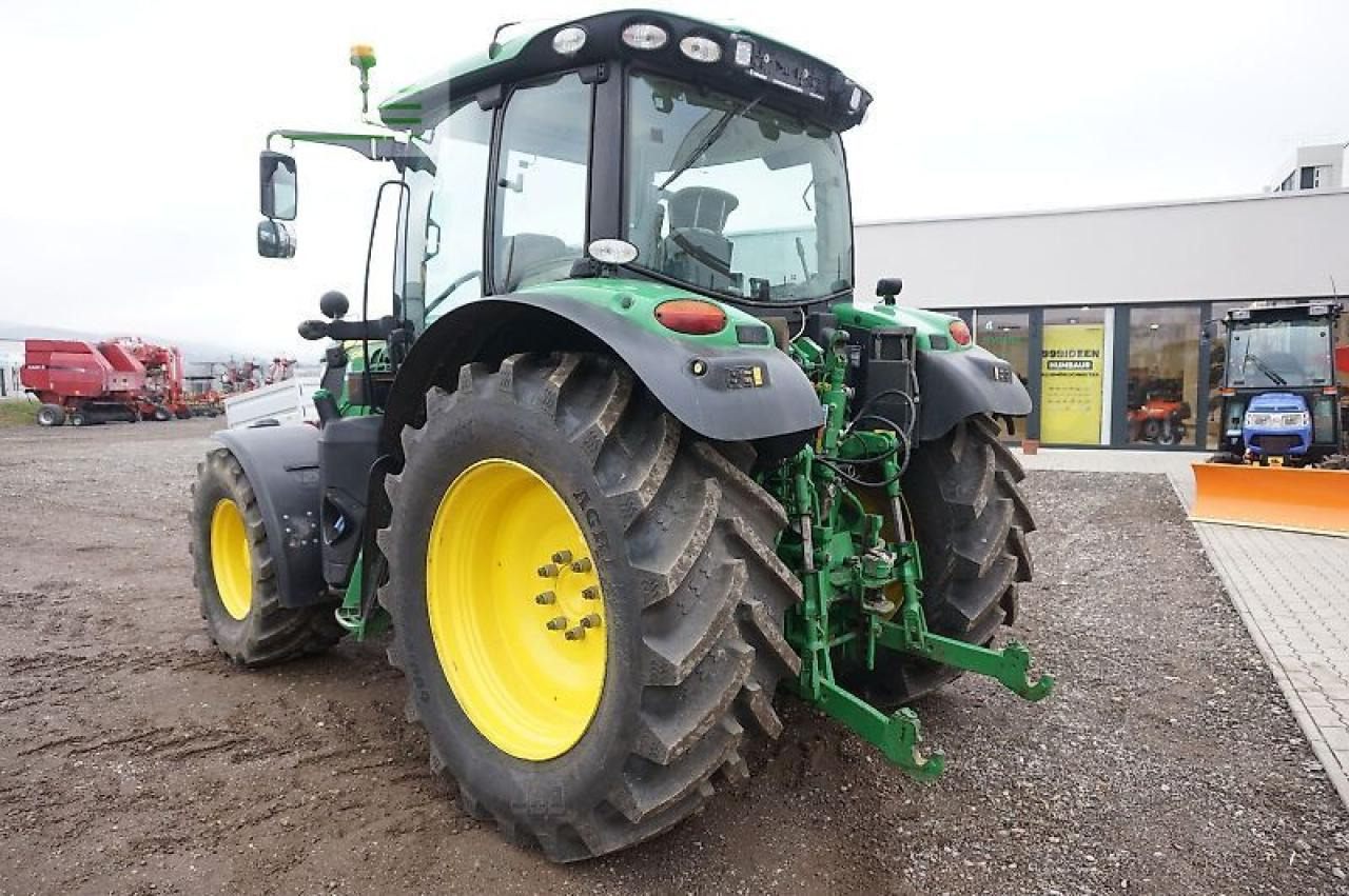 John Deere 6130r - Traktor: gambar 4 John Deere 6130r - Traktor: gambar 4