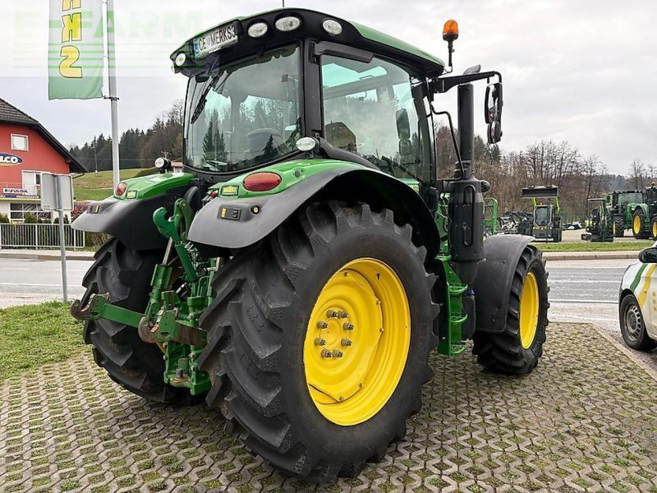 John Deere 6130r - Traktor: gambar 4 John Deere 6130r - Traktor: gambar 4