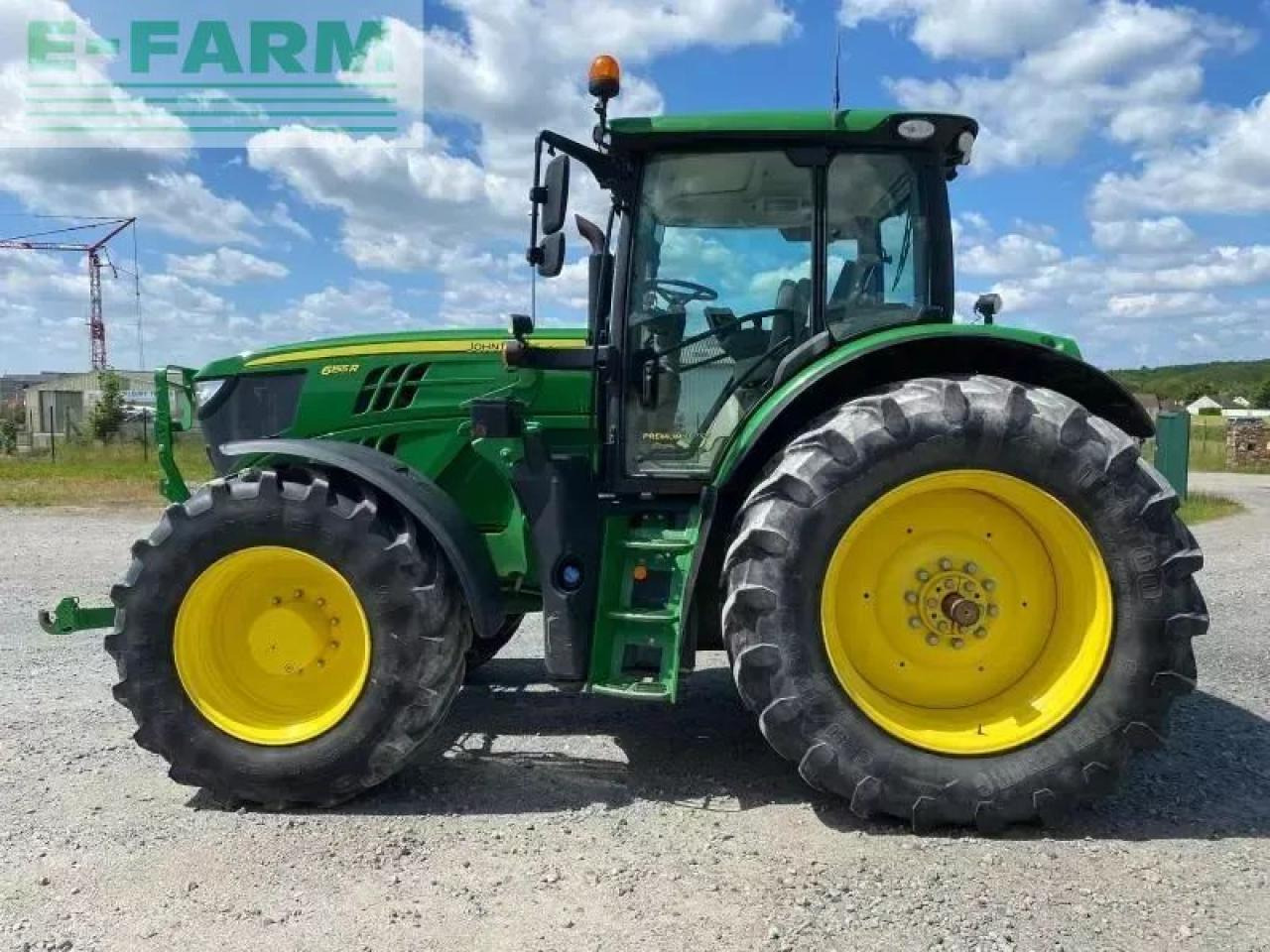 John Deere 6155r - Traktor: gambar 4 John Deere 6155r - Traktor: gambar 4