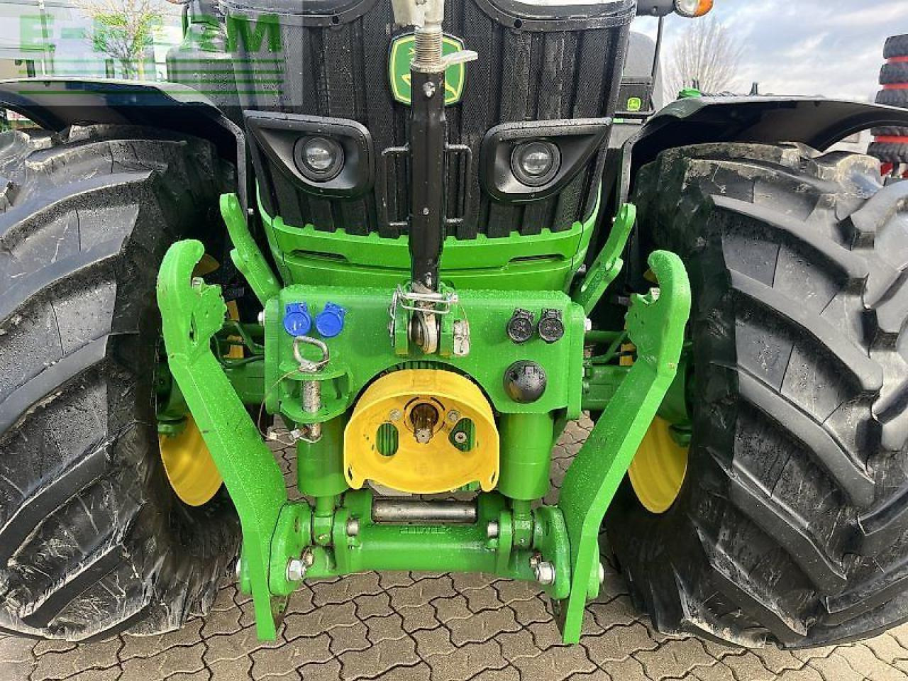 John Deere 6155r - Traktor: gambar 5 John Deere 6155r - Traktor: gambar 5