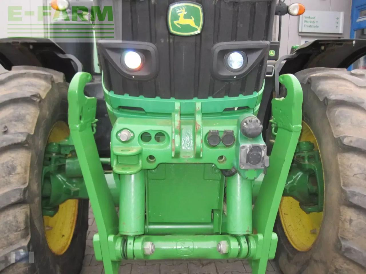 John Deere 6155r - Traktor: gambar 4 John Deere 6155r - Traktor: gambar 4