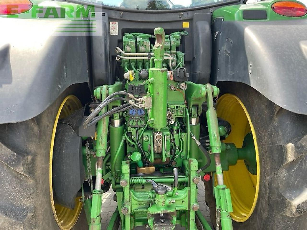John Deere 6175 r - Traktor: gambar 5 John Deere 6175 r - Traktor: gambar 5