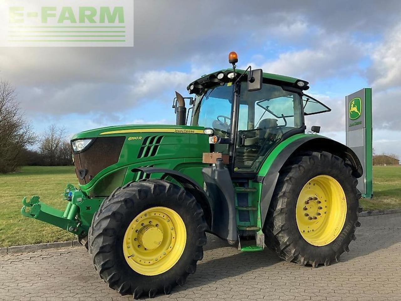 John Deere 6190r - Traktor: gambar 1 John Deere 6190r - Traktor: gambar 1