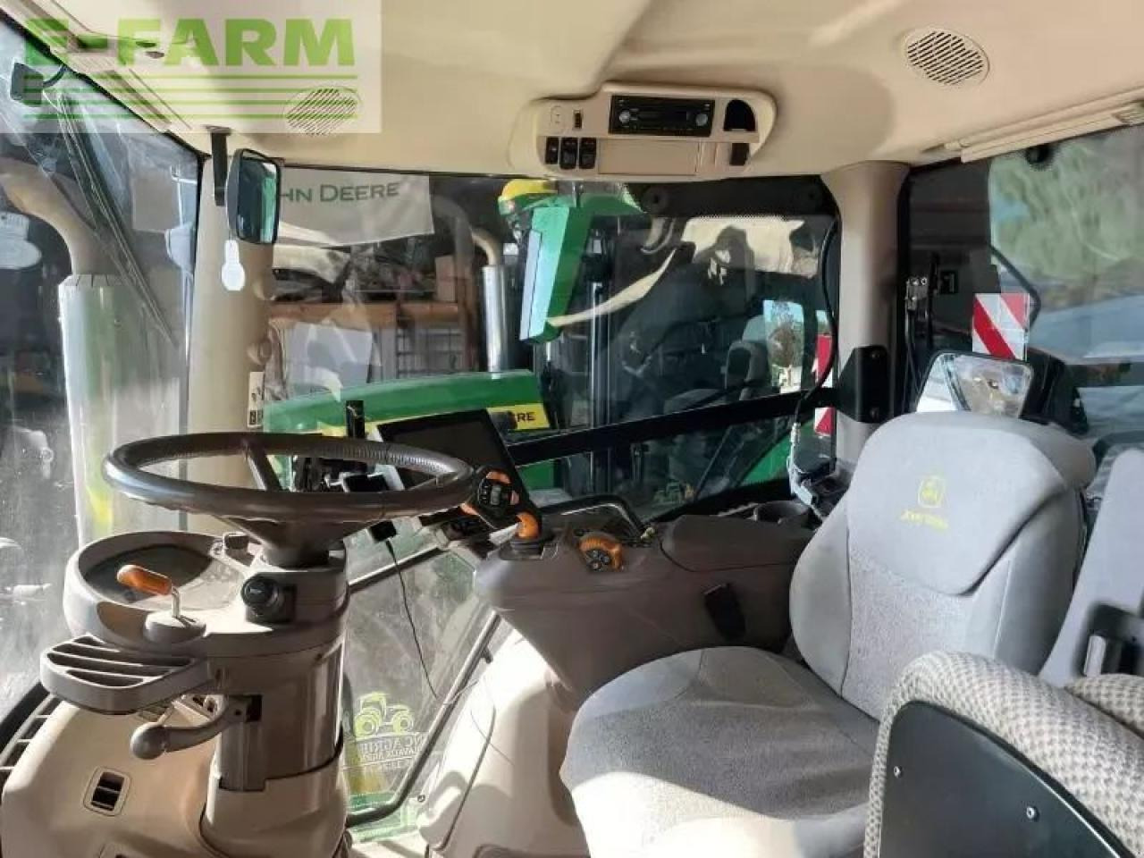 John Deere 6195r - Traktor: gambar 3 John Deere 6195r - Traktor: gambar 3