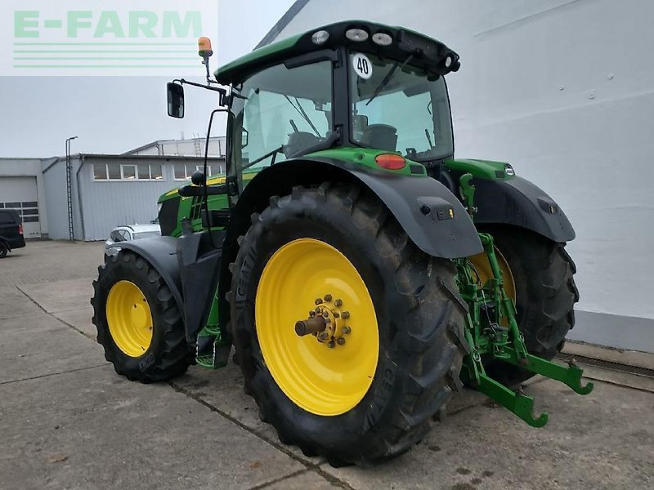 Traktor John Deere 6210r: gambar 10