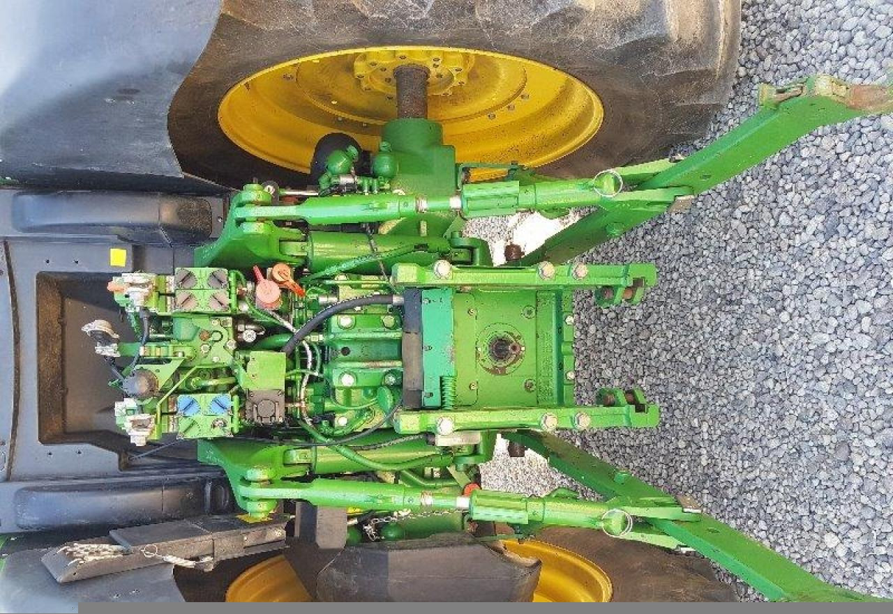 Traktor John Deere 6210r: gambar 12