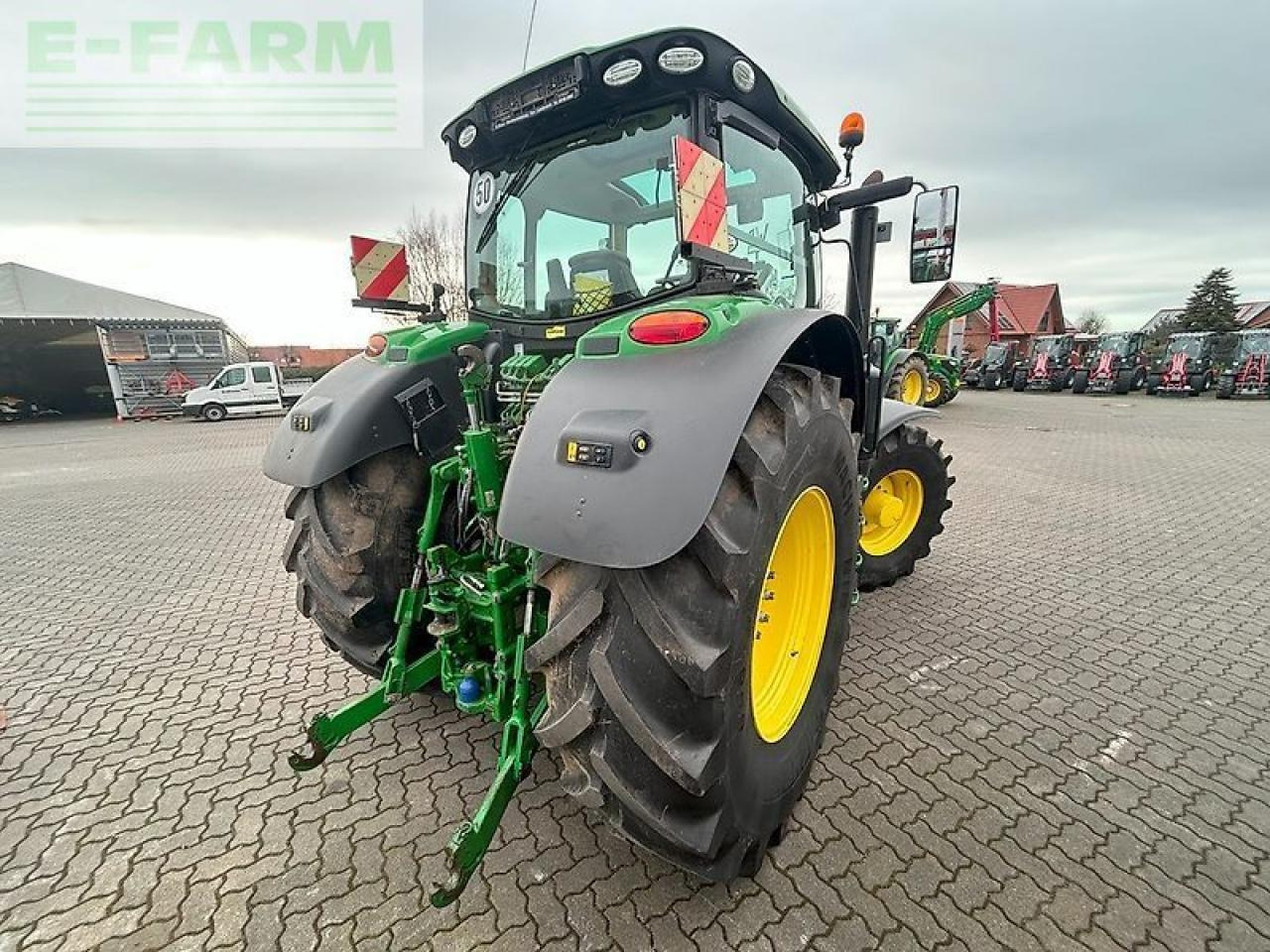 John Deere 6215r - Traktor: gambar 4 John Deere 6215r - Traktor: gambar 4
