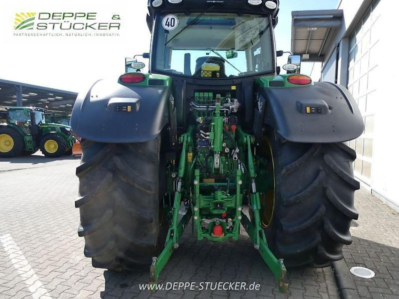 John Deere 6215r - Traktor: gambar 5 John Deere 6215r - Traktor: gambar 5