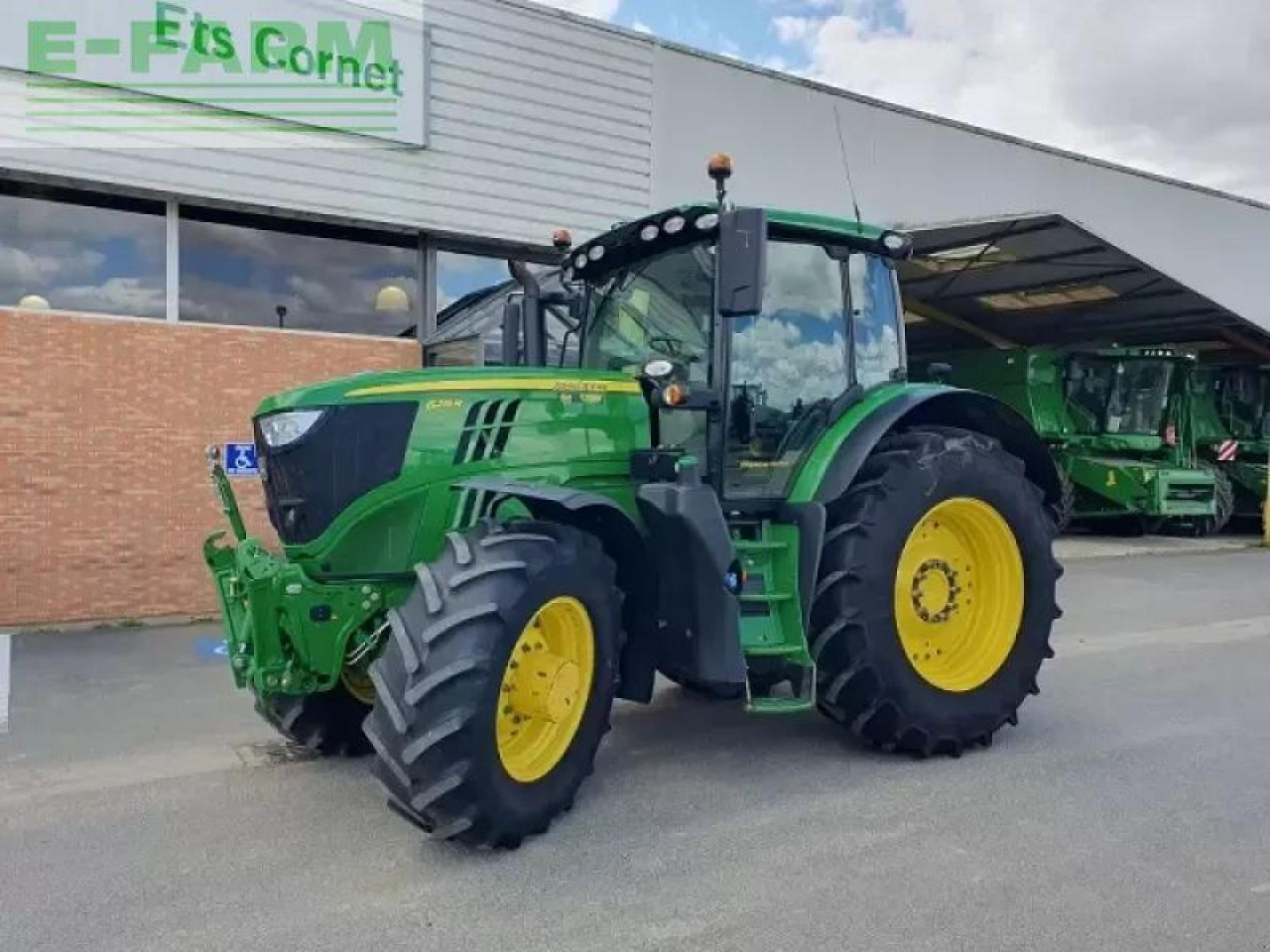 John Deere 6215r - Traktor: gambar 1 John Deere 6215r - Traktor: gambar 1