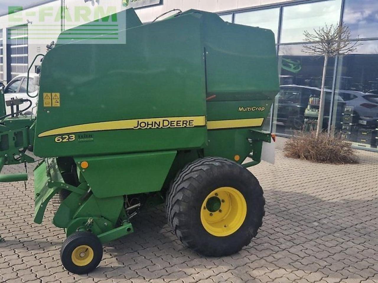 John Deere 623 multicrop - Baler persegi: gambar 2 John Deere 623 multicrop - Baler persegi: gambar 2