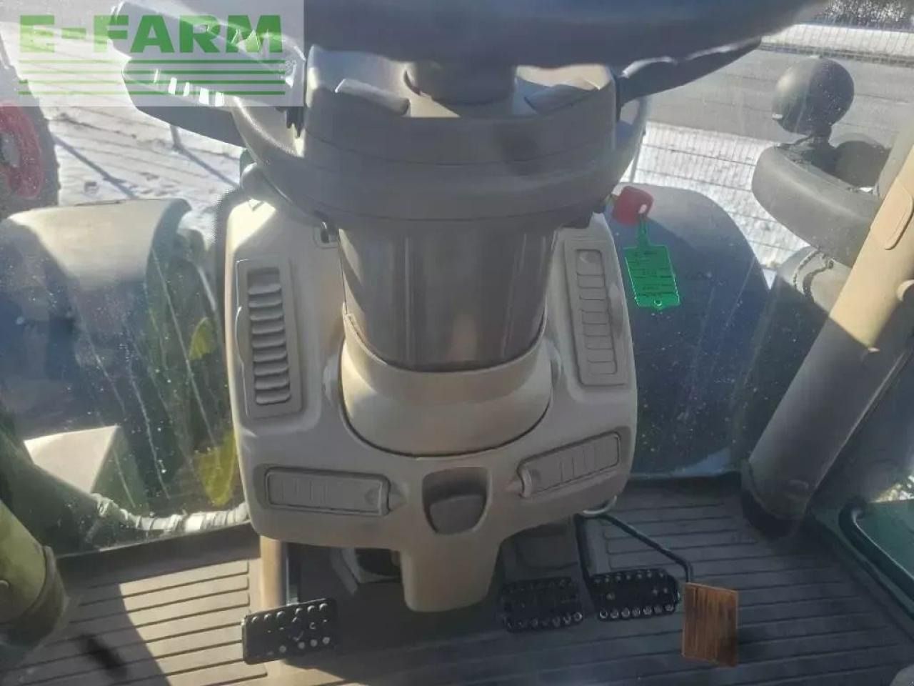 Traktor John Deere 6250 r: gambar 21 Traktor John Deere 6250 r: gambar 21