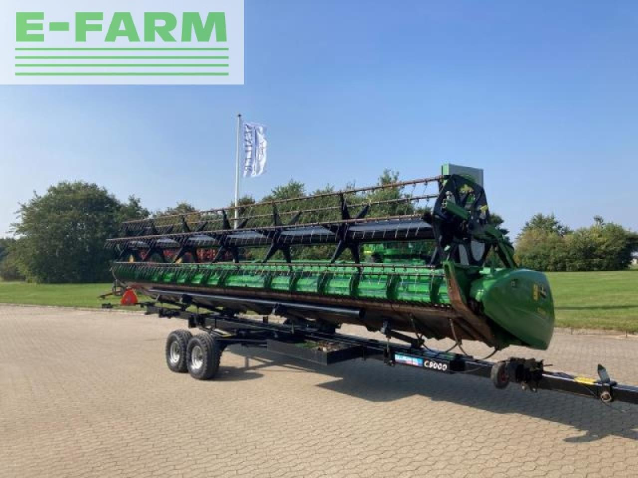 John Deere 630r - Header biji-bijian: gambar 2 John Deere 630r - Header biji-bijian: gambar 2