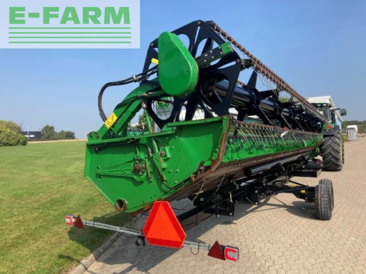 John Deere 630r - Header biji-bijian: gambar 4 John Deere 630r - Header biji-bijian: gambar 4