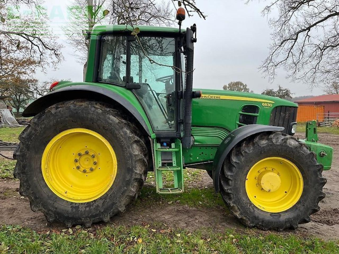 John Deere 6830 - Traktor: gambar 1 John Deere 6830 - Traktor: gambar 1