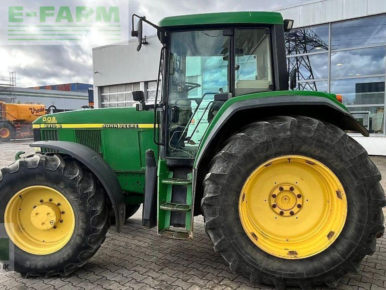 John Deere 6910s - Traktor: gambar 4 John Deere 6910s - Traktor: gambar 4