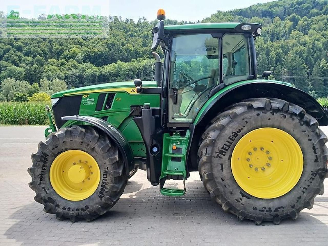 John Deere 6r 175 - Traktor: gambar 1 John Deere 6r 175 - Traktor: gambar 1