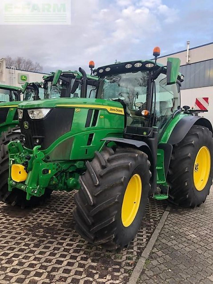 John Deere 6r 195 - Traktor: gambar 1 John Deere 6r 195 - Traktor: gambar 1