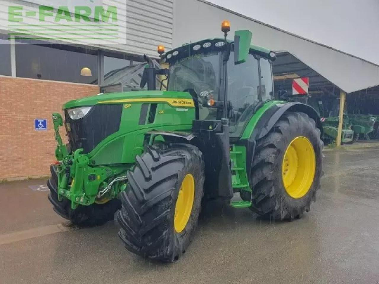 John Deere 6r 215 - Traktor: gambar 1 John Deere 6r 215 - Traktor: gambar 1