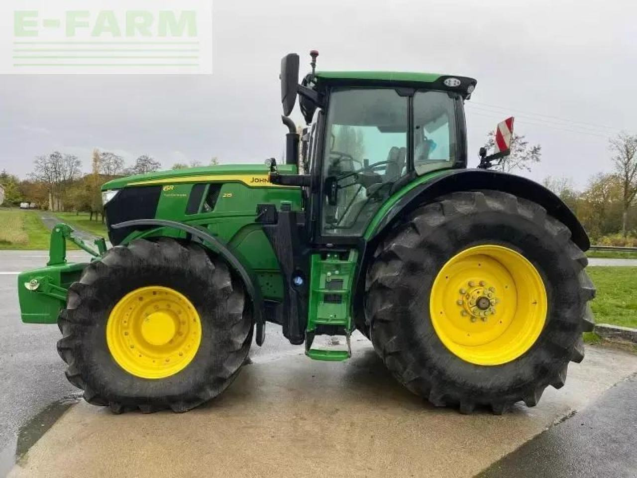 John Deere 6r 215 - Traktor: gambar 4 John Deere 6r 215 - Traktor: gambar 4