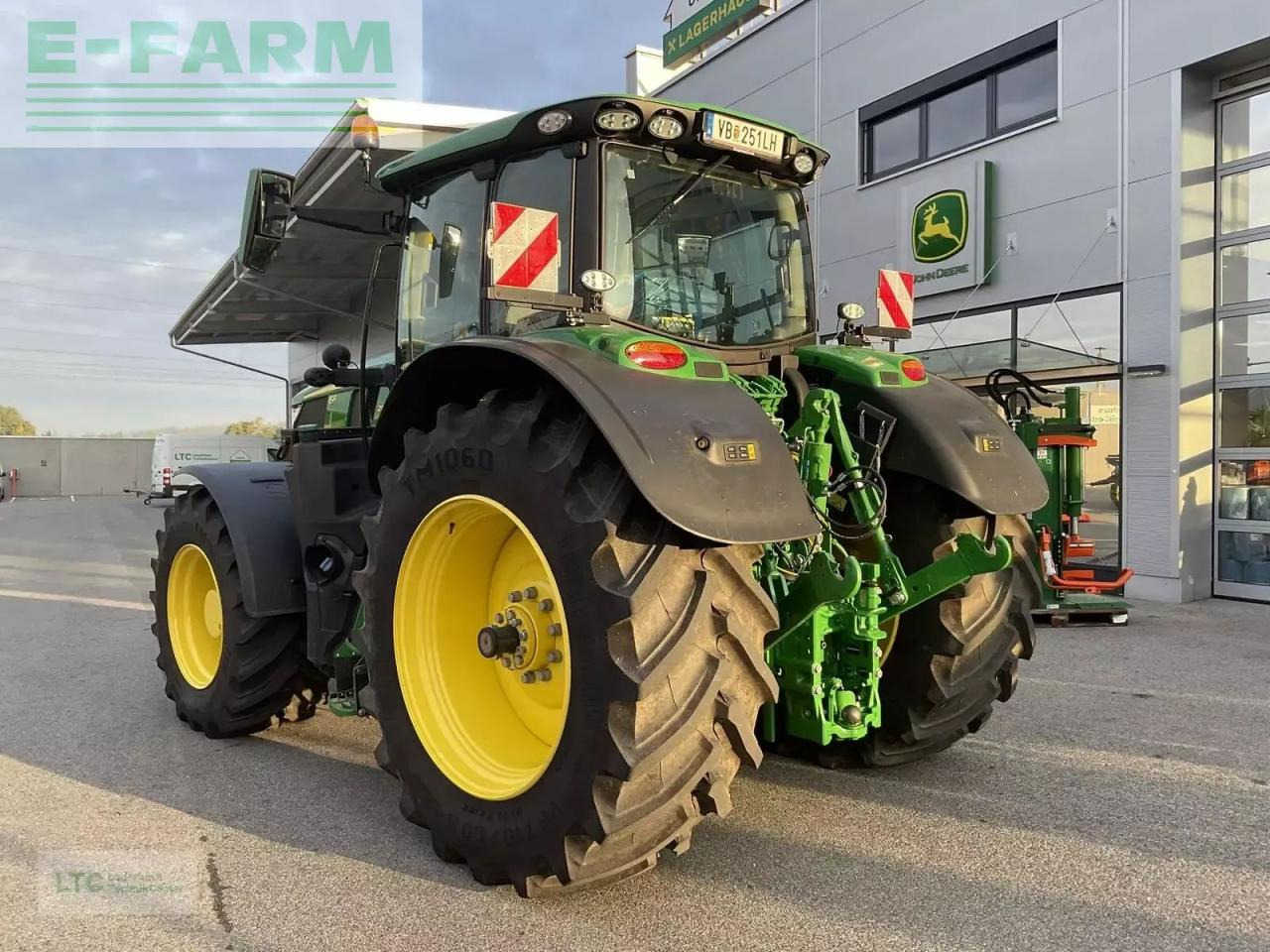 John Deere 6r 215 - Traktor: gambar 4 John Deere 6r 215 - Traktor: gambar 4