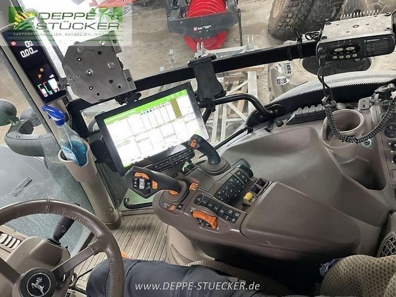 John Deere 6r 250 - Traktor: gambar 2 John Deere 6r 250 - Traktor: gambar 2