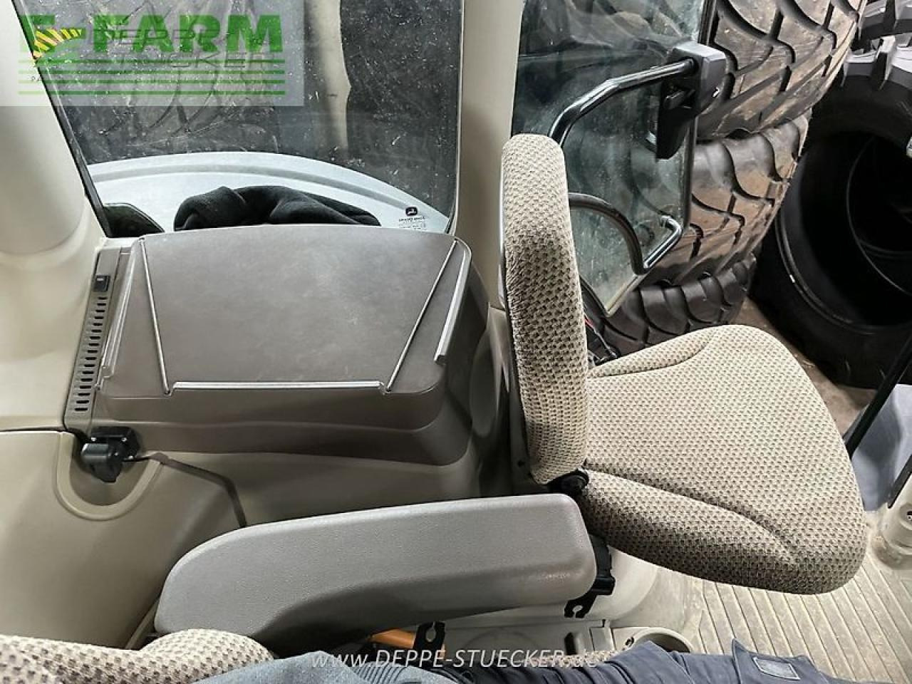 John Deere 6r 250 - Traktor: gambar 3 John Deere 6r 250 - Traktor: gambar 3