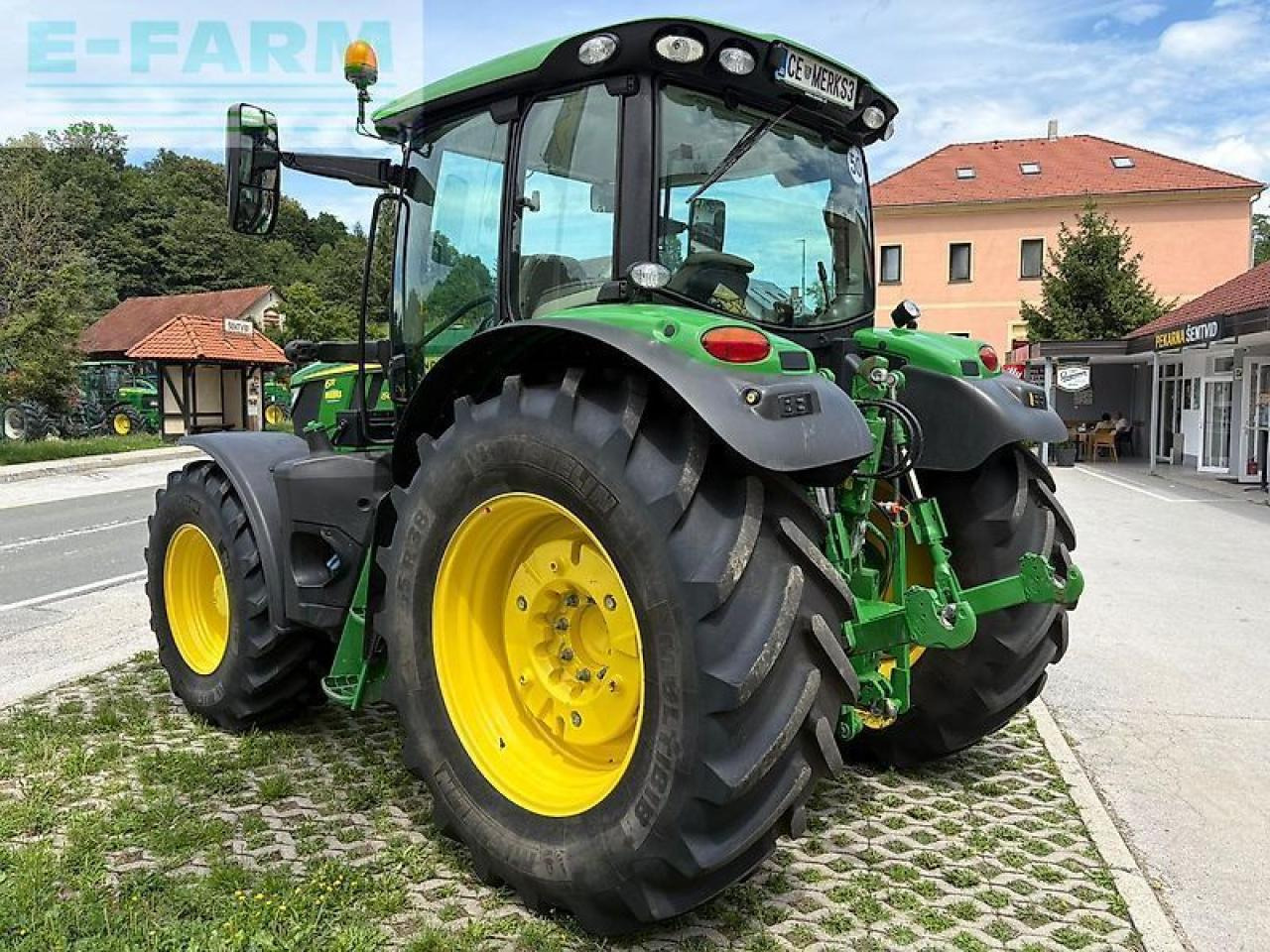 Traktor John Deere 6r150: gambar 7