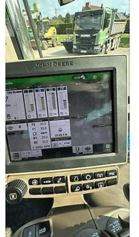 John Deere 6r195 - Traktor: gambar 3 John Deere 6r195 - Traktor: gambar 3
