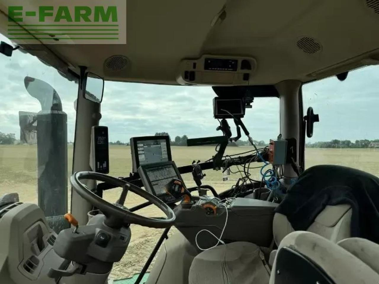 John Deere 6r250 - Traktor: gambar 4 John Deere 6r250 - Traktor: gambar 4