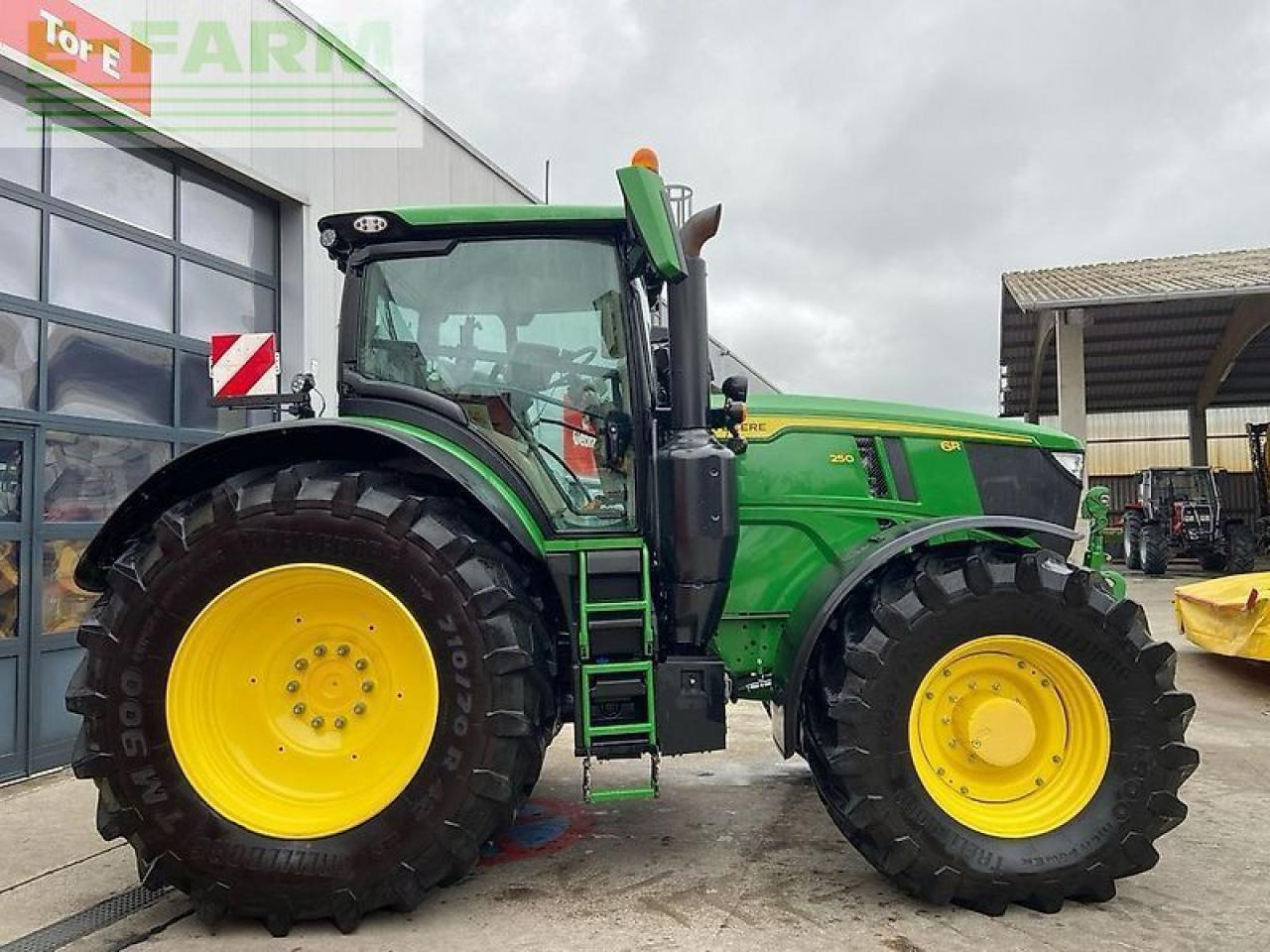 John Deere 6r250 autopowr - Traktor: gambar 4 John Deere 6r250 autopowr - Traktor: gambar 4
