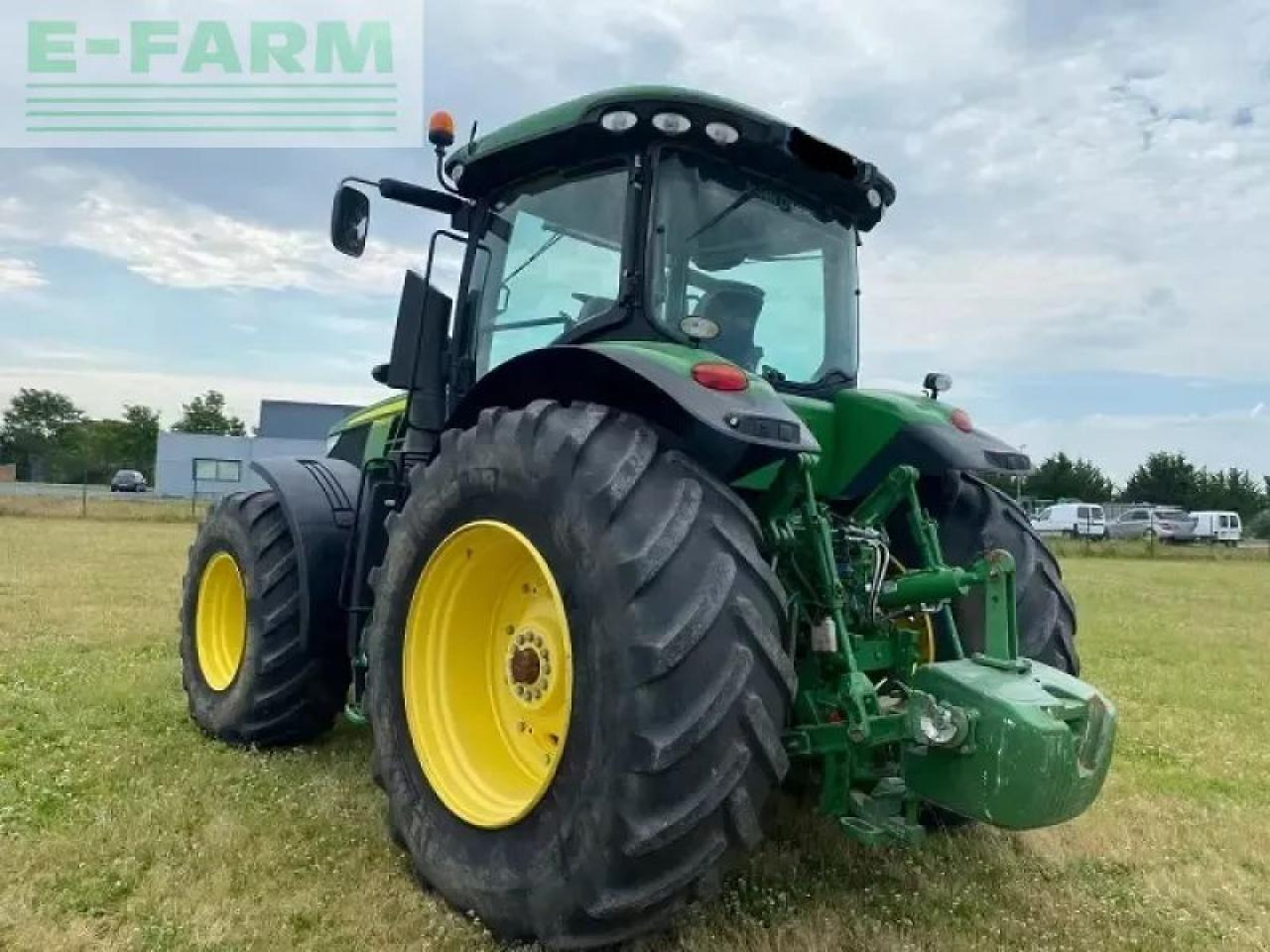Traktor John Deere 7290r: gambar 6