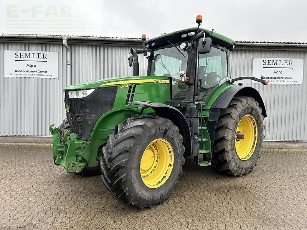 John Deere 7310r - Traktor: gambar 1 John Deere 7310r - Traktor: gambar 1