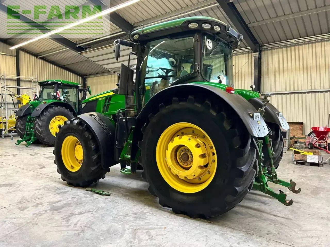 John Deere 7310r - Traktor: gambar 3 John Deere 7310r - Traktor: gambar 3