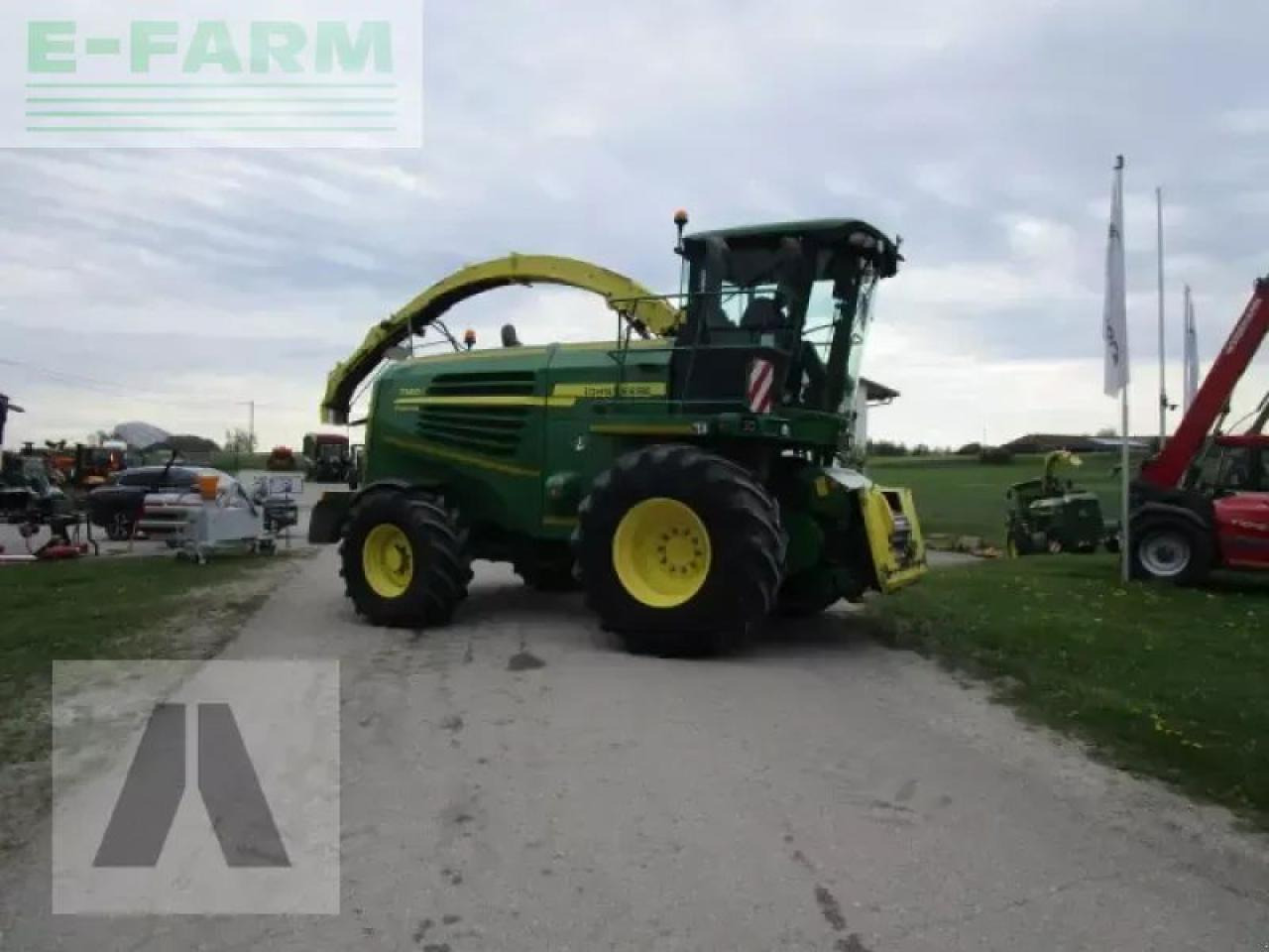 John Deere 7350i - Pemanen hijauan: gambar 2 John Deere 7350i - Pemanen hijauan: gambar 2