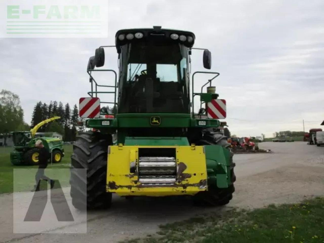 John Deere 7350i - Pemanen hijauan: gambar 3 John Deere 7350i - Pemanen hijauan: gambar 3