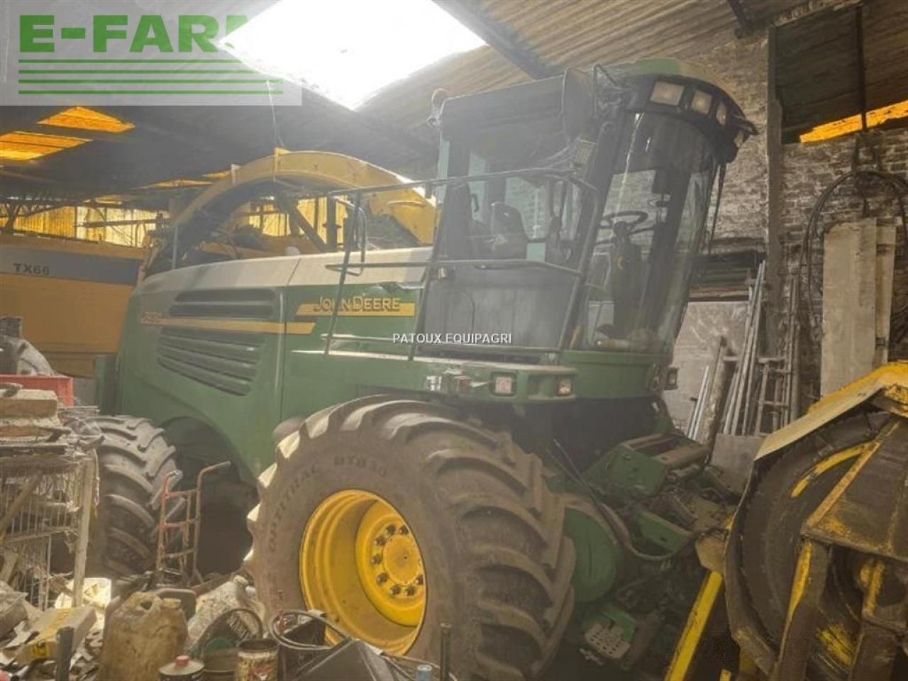 John Deere 7400 4rm - Pemanen hijauan: gambar 1 John Deere 7400 4rm - Pemanen hijauan: gambar 1