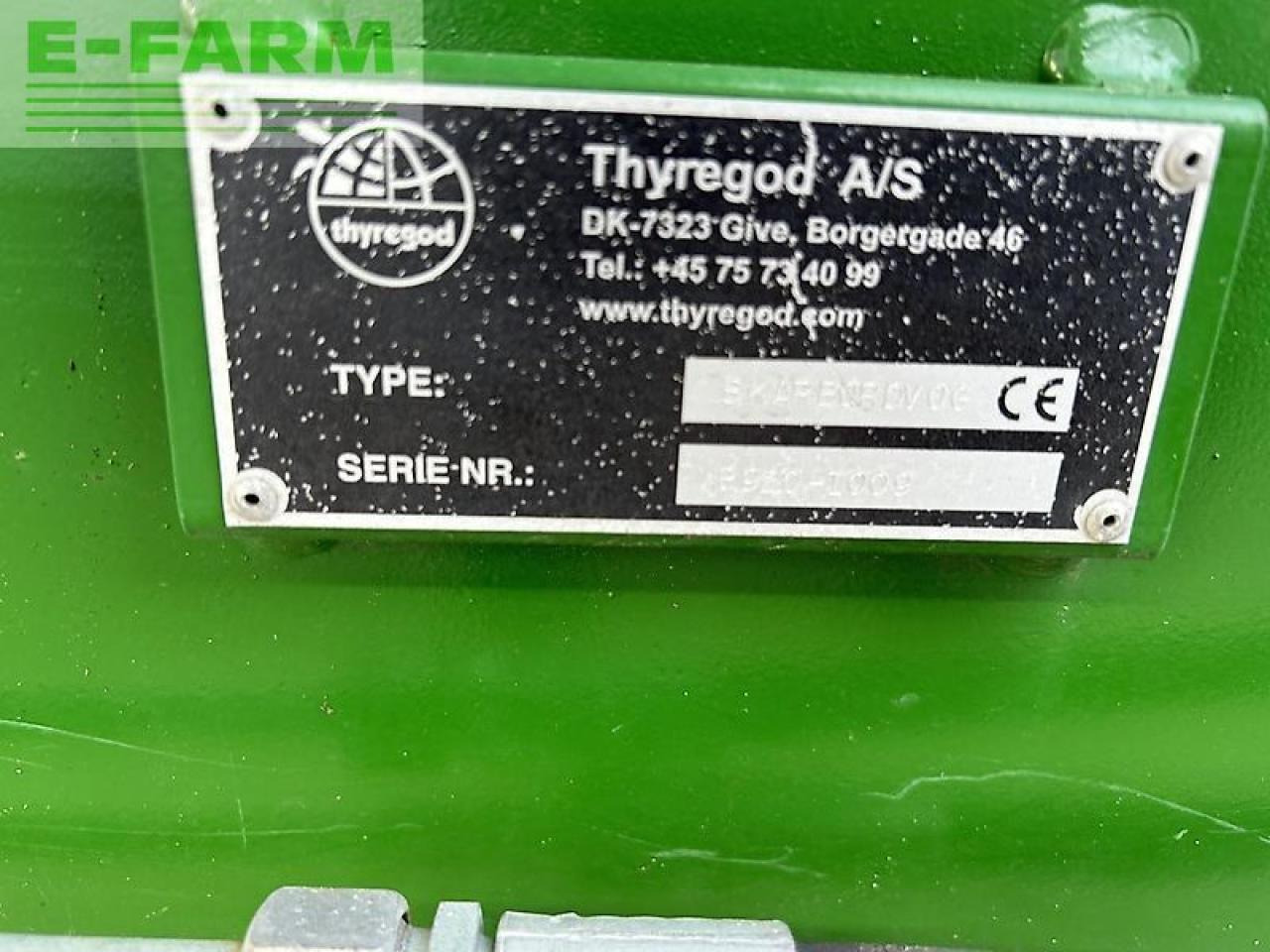 Lampiran pemanen pakan ternak John Deere 740d: gambar 6