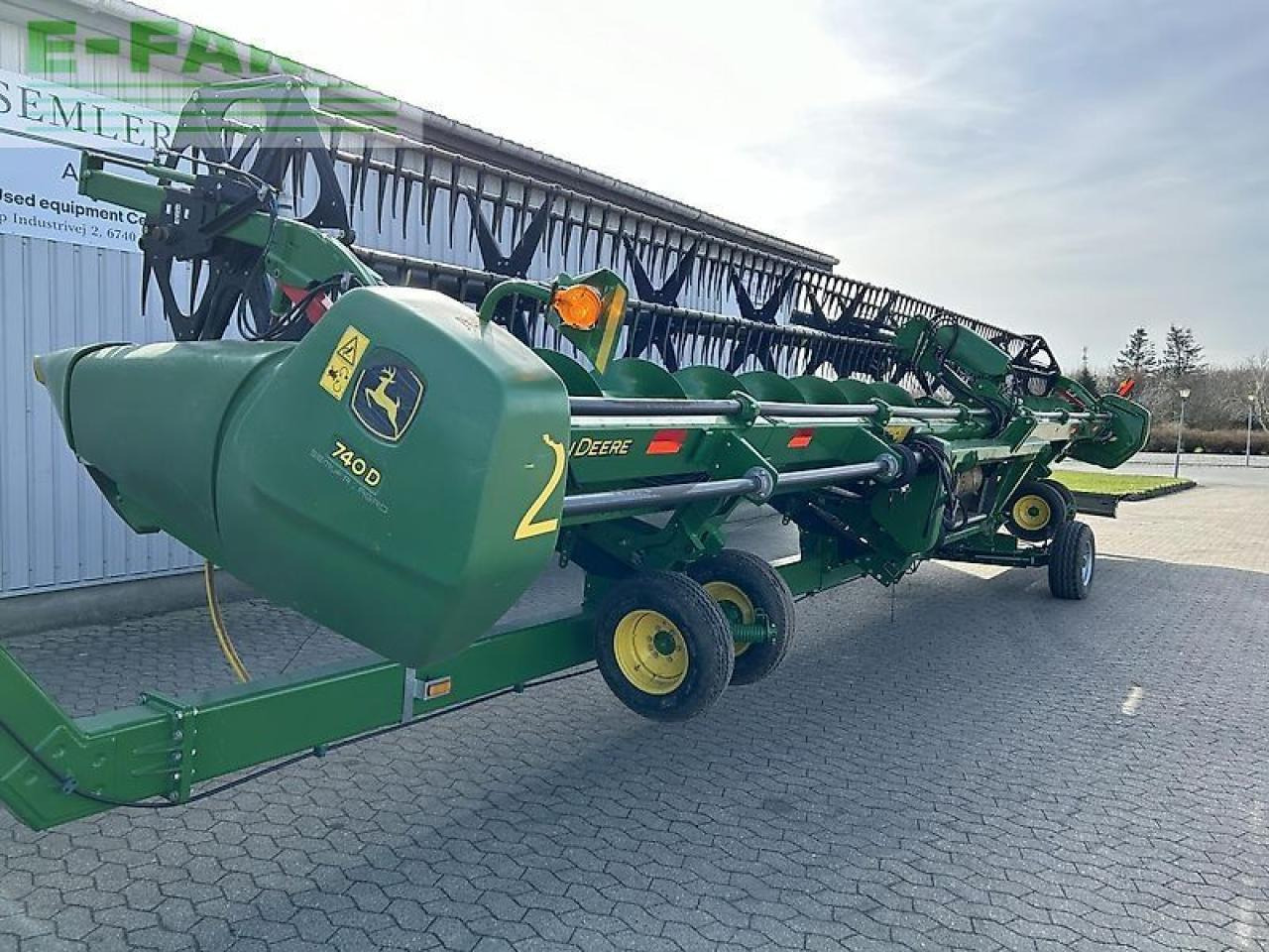 Lampiran pemanen pakan ternak John Deere 740d: gambar 10