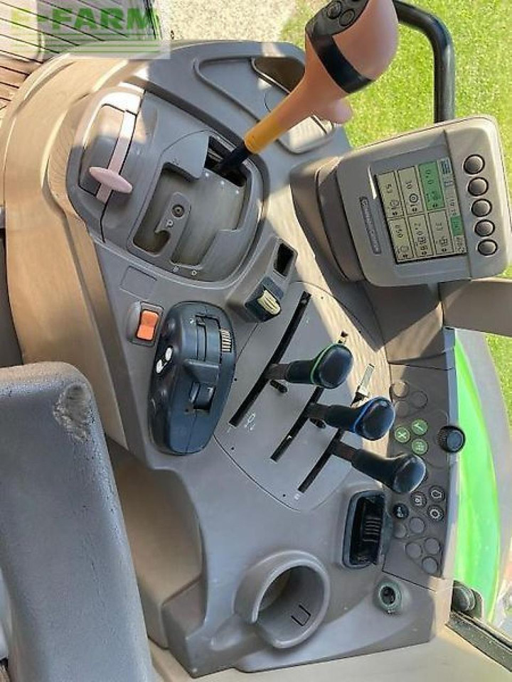 Traktor John Deere 7430: gambar 12
