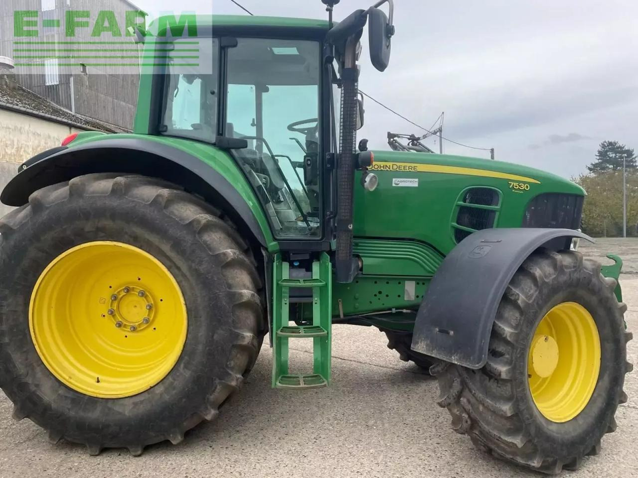 John Deere 7530premium - Traktor: gambar 5 John Deere 7530premium - Traktor: gambar 5