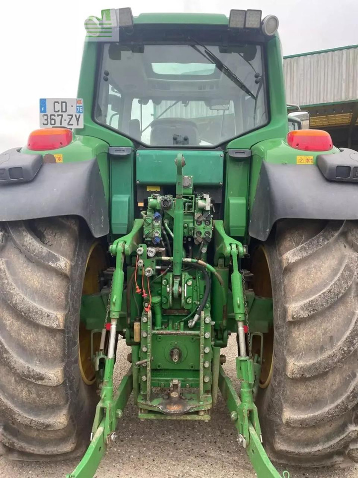 Traktor John Deere 7530premium: gambar 6 Traktor John Deere 7530premium: gambar 6