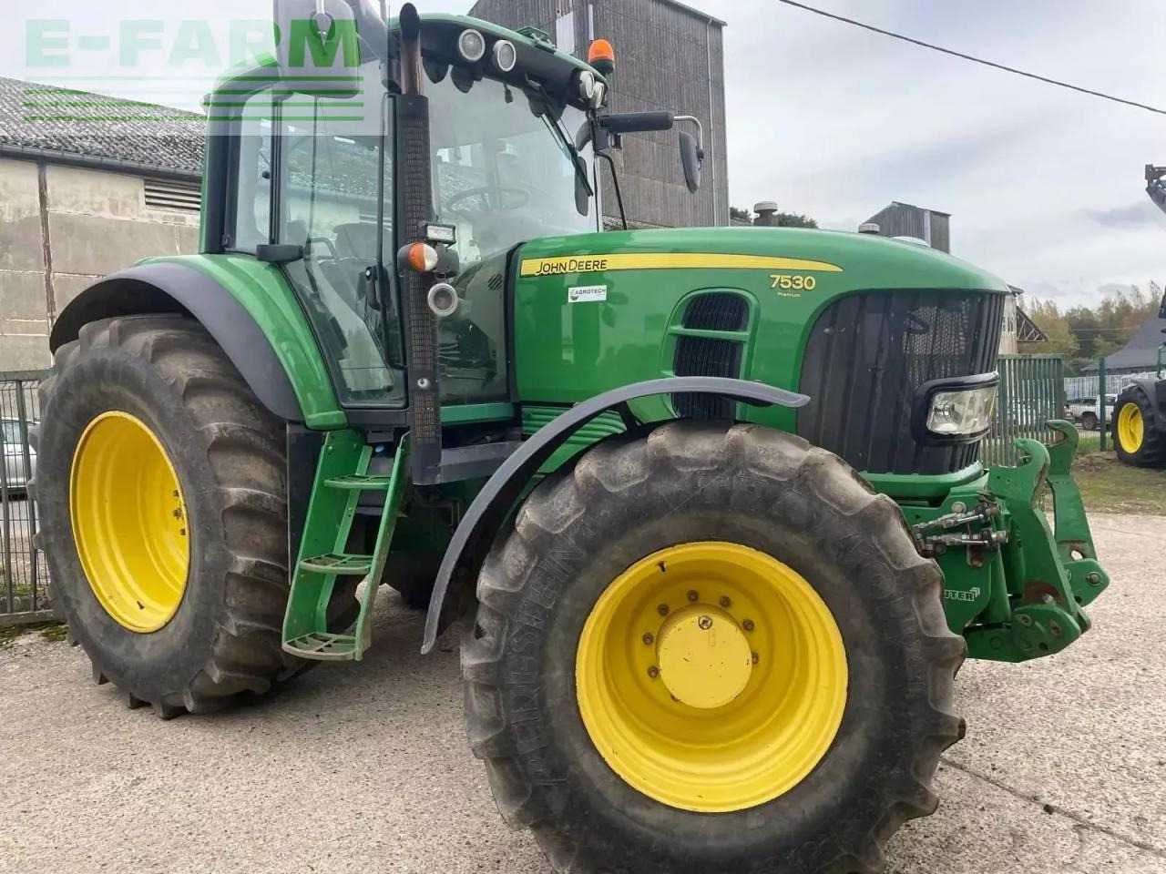 John Deere 7530premium - Traktor: gambar 3 John Deere 7530premium - Traktor: gambar 3