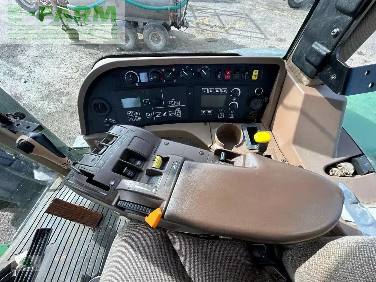 Traktor John Deere 7820: gambar 11