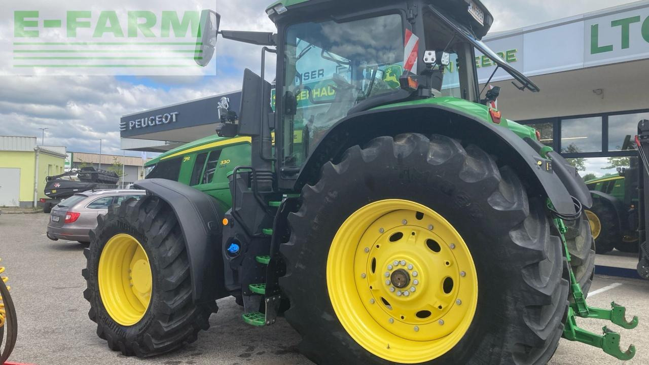 John Deere 7R 330 - Traktor: gambar 2 John Deere 7R 330 - Traktor: gambar 2