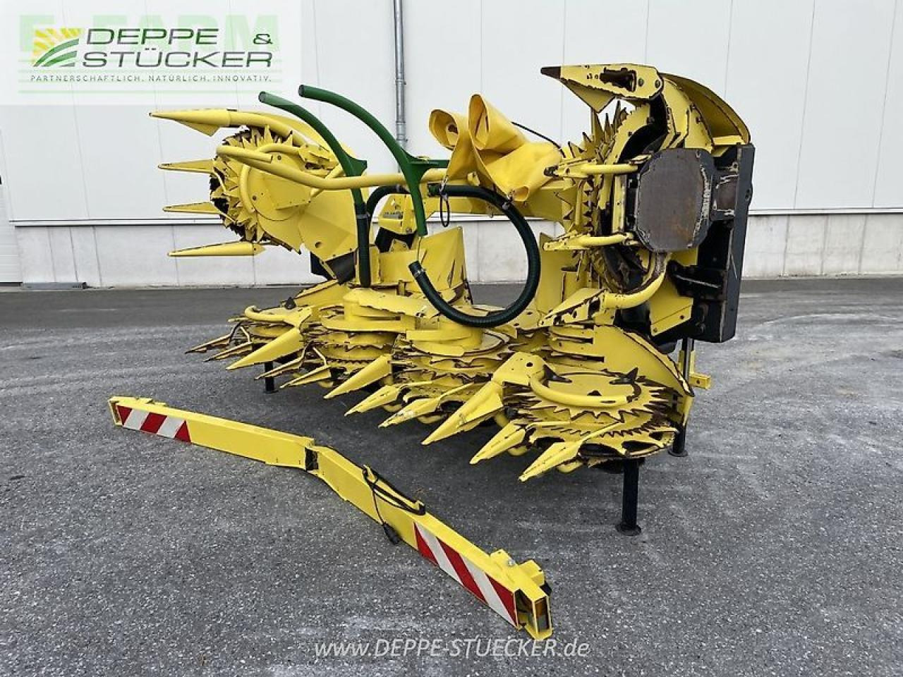John Deere 8200i mit kemper 345 und kemper 639 - Pemanen hijauan: gambar 4 John Deere 8200i mit kemper 345 und kemper 639 - Pemanen hijauan: gambar 4