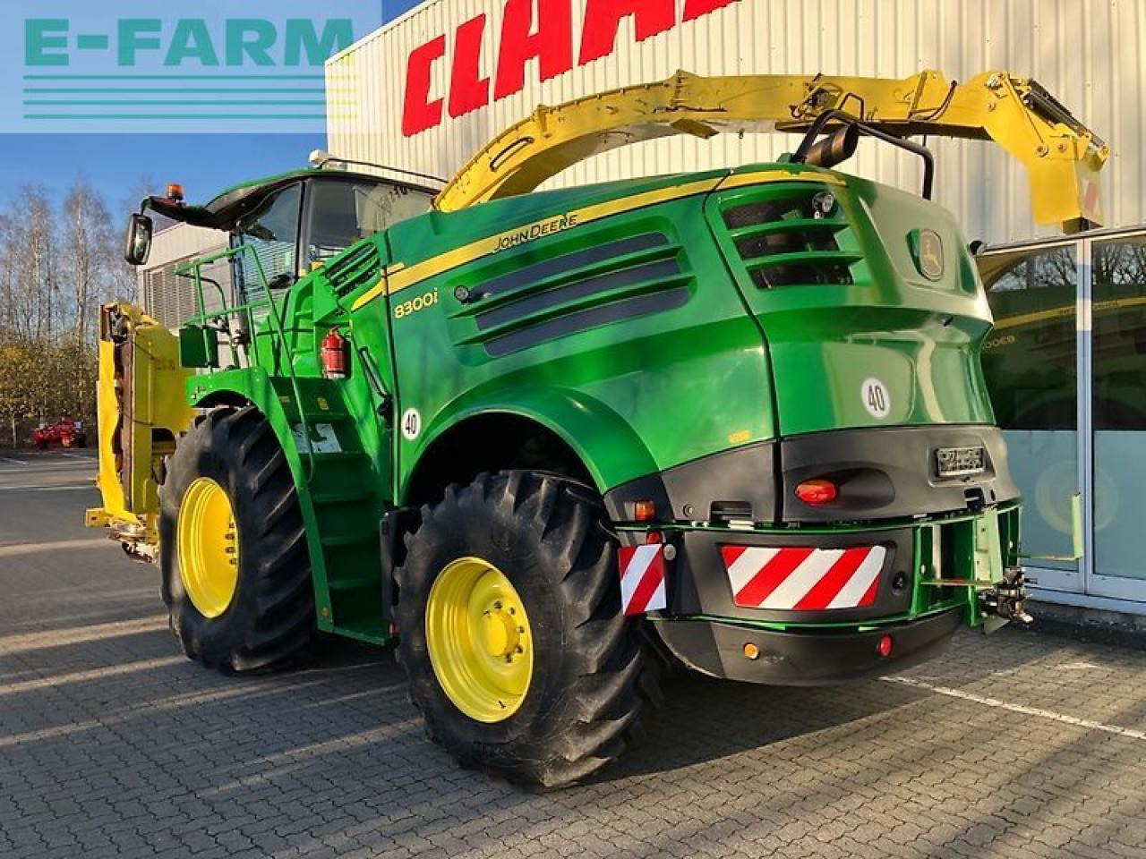 John Deere 8300i - Pemanen hijauan: gambar 5 John Deere 8300i - Pemanen hijauan: gambar 5
