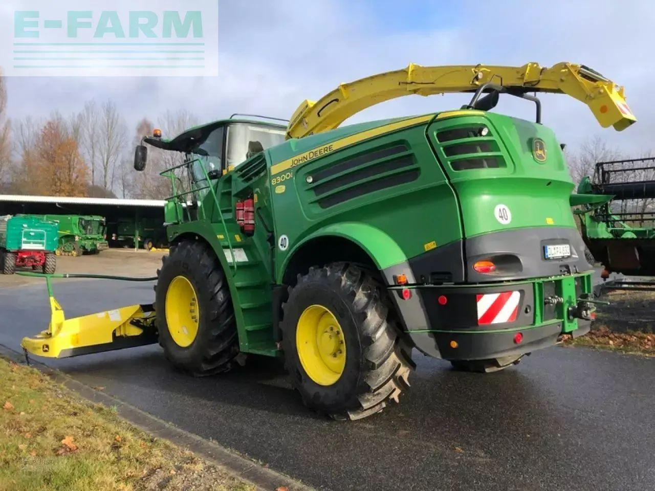 John Deere 8300i mit kemper 360plus & pu 639 - Pemanen hijauan: gambar 4 John Deere 8300i mit kemper 360plus & pu 639 - Pemanen hijauan: gambar 4