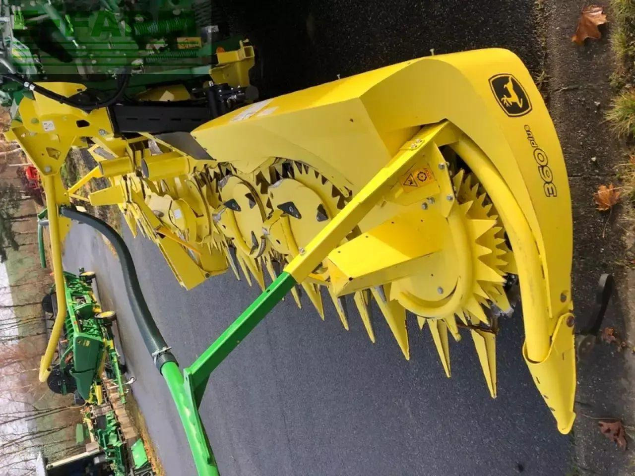 John Deere 8300i mit kemper 360plus & pu 639 - Pemanen hijauan: gambar 5 John Deere 8300i mit kemper 360plus & pu 639 - Pemanen hijauan: gambar 5