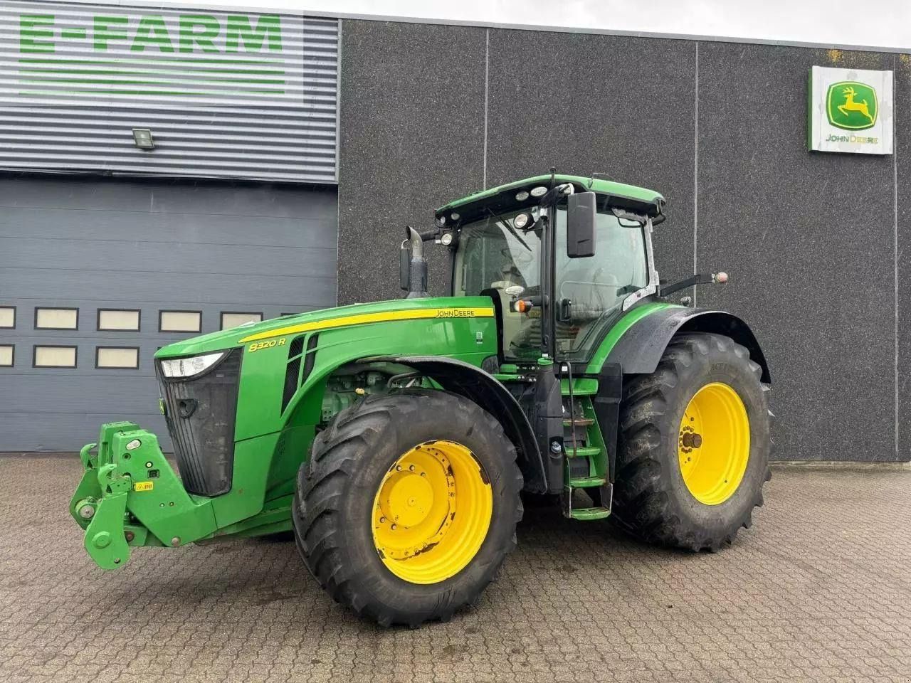 John Deere 8320r - Traktor: gambar 1 John Deere 8320r - Traktor: gambar 1