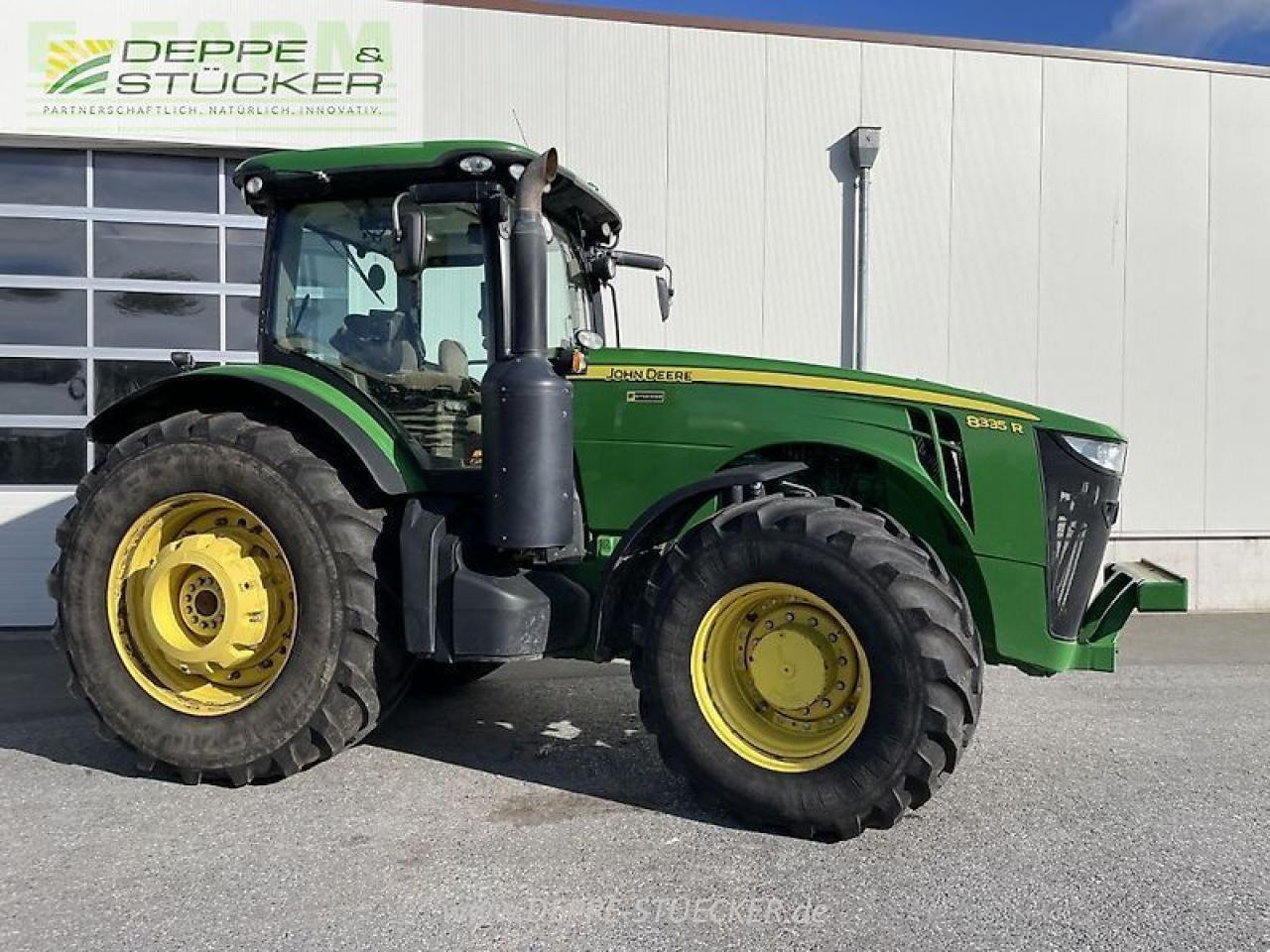 John Deere 8335r - Traktor: gambar 3 John Deere 8335r - Traktor: gambar 3